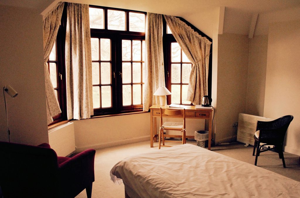 A guest room at the Krishnamurti Centre